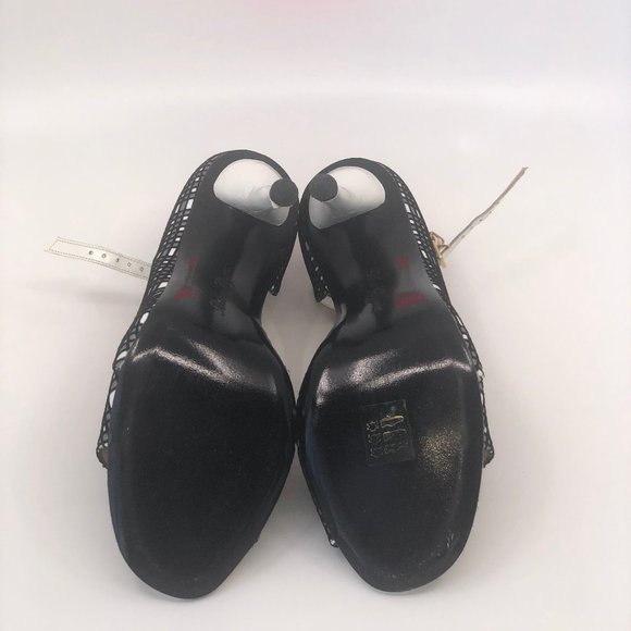 Black & White D'Orsay heels {Like New} - Picture 2 of 4